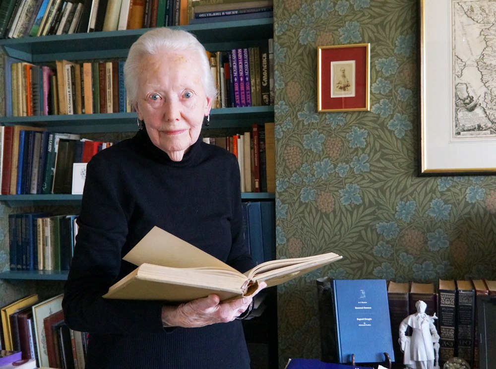 Переводчица Мэри Хобсон (89 лет): «Русский язык дал мне новую жизнь!»